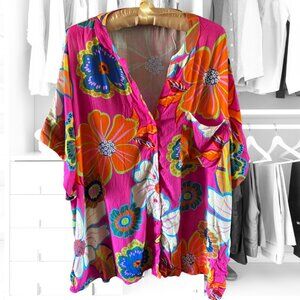 T Tahari Woman Size 2X TTG Multi-colored blouse
